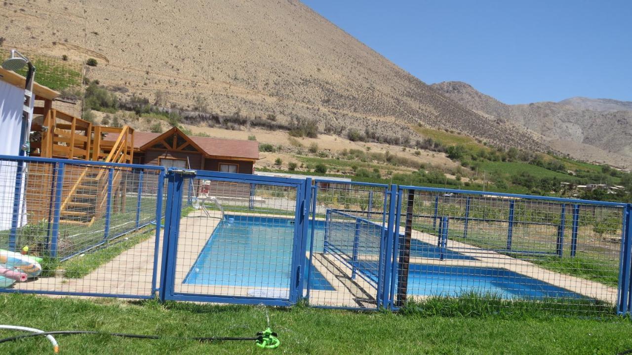 Cabanas Vicuna Cielo De Peralillo - Valle De Elqui Luaran gambar